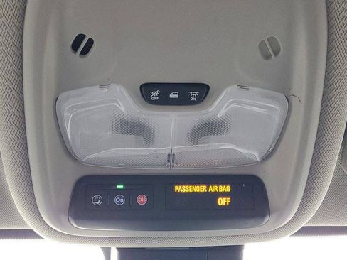 Certified 2024 Buick Encore GX Preferred FWD image 19