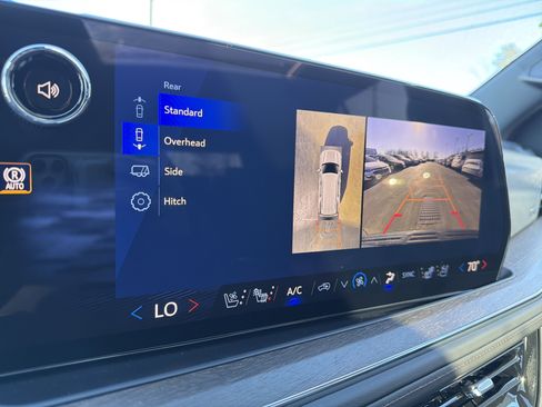 New 2026 Chevrolet Tahoe High Country image 19