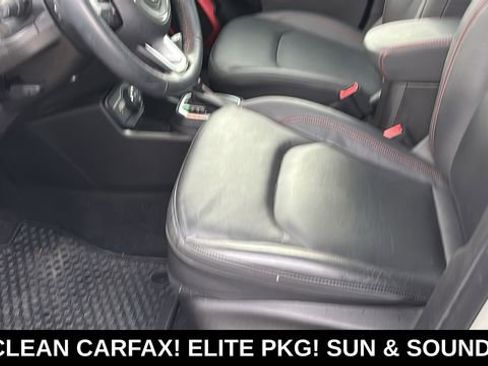 Used 2023 Jeep Renegade Trailhawk w/ Sun/Sound Group AWD/4WD image 27