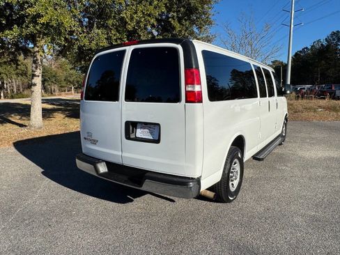 Used 2016 Chevrolet Express 3500 LT w/ LT Preferred Equipment Group image 34