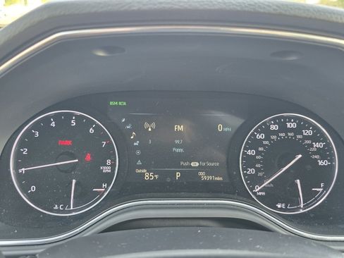 Certified 2019 Toyota Avalon XSE w/ All Weather Liner Package FWD image 26