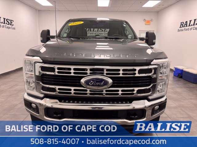 Used 2025 Ford F250 XLT AWD/4WD image 3