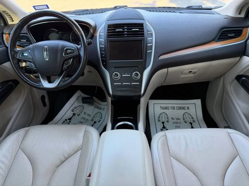 Used 2019 Lincoln MKC Select w/ Select Plus Package FWD image 19