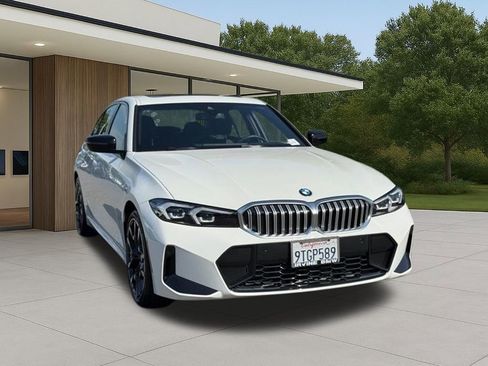 Used 2025 BMW 330i xDrive Sedan w/ M Sport Package image 5