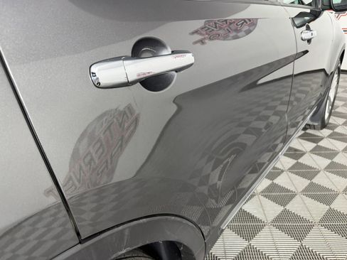 Used 2017 Ford Explorer Limited w/ Equipment Group 301A image 33