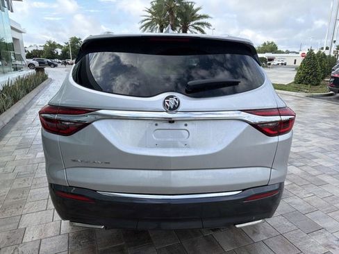 Used 2021 Buick Enclave Essence w/ Sound and Sites Package FWD image 3