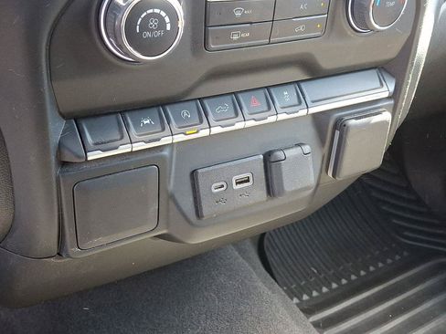 Used 2022 Chevrolet Silverado 1500 Custom w/ LPO, Dark Essentials Package AWD/4WD image 14