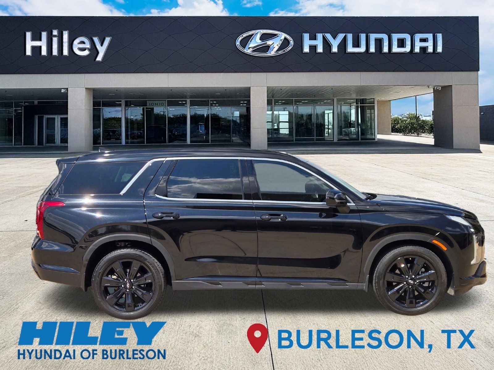 Used 2024 Hyundai Palisade XRT FWD image 3