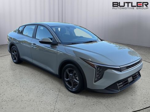 Used 2025 Kia K4 FWD image 8