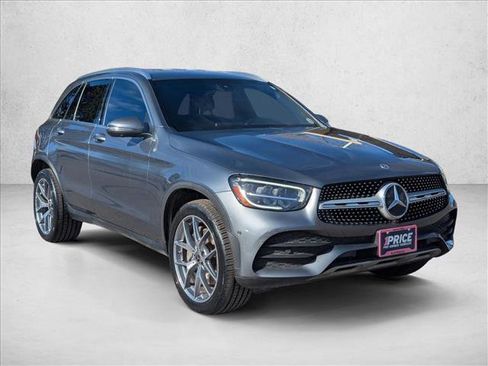 Used 2020 Mercedes-Benz GLC 300 4MATIC image 3