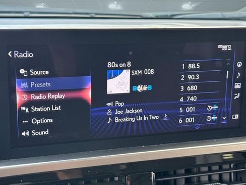 Used 2023 Lexus GX 460 Premium w/ Premium Package AWD/4WD image 21