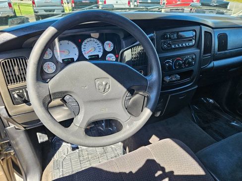 Used 2003 Dodge Ram 2500 Truck SLT RWD image 16