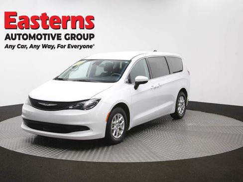 Used 2023 Chrysler Voyager LX FWD image 55