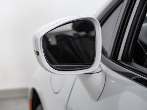 Used 2019 Chrysler Pacifica Limited w/ Advanced Safetytec Group image 39