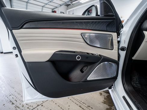 Used 2023 Maserati Grecale Modena image 24