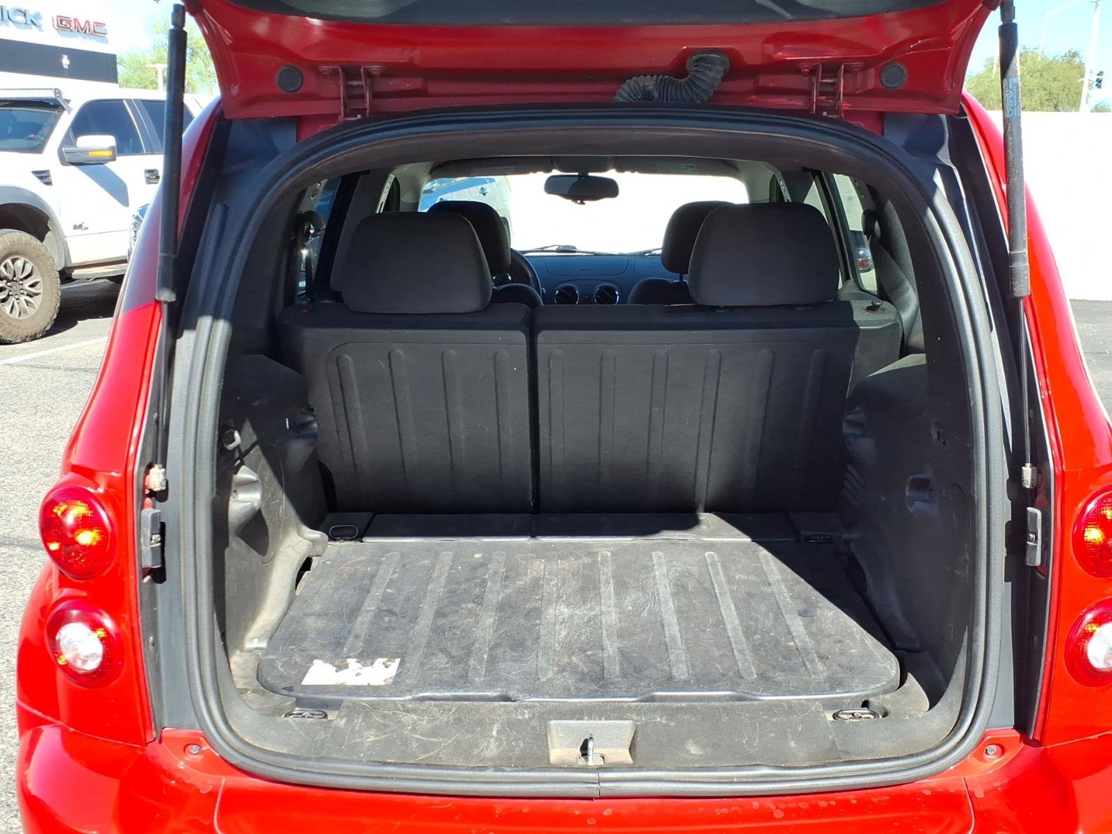 Used 2011 Chevrolet HHR LS FWD image 13