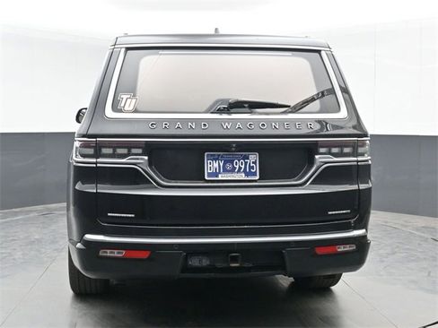 Used 2022 Jeep Grand Wagoneer Series III image 13