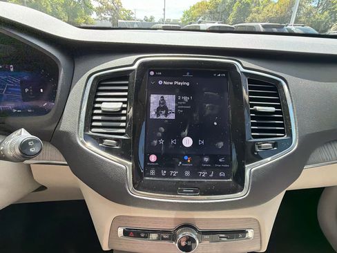 Used 2023 Volvo XC90 B6 Plus w/ Protection Package Premier image 29