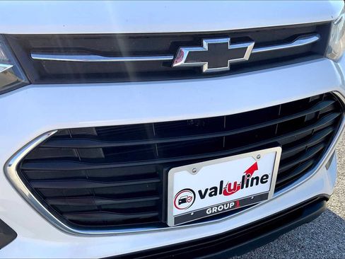 Certified 2022 Chevrolet Trax LT w/ Sport Edition image 55