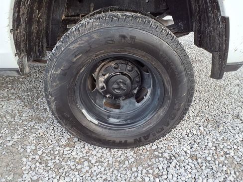 Used 2025 RAM 3500 Tradesman image 36