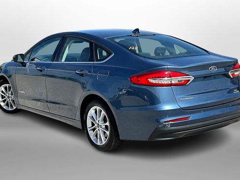 Used 2019 Ford Fusion SE image 10