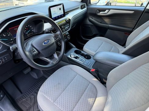 Used 2021 Ford Escape SE FWD image 13