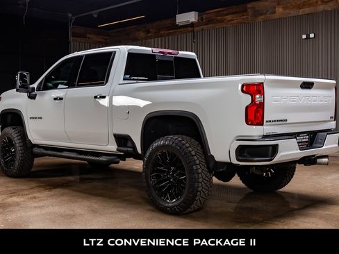 Used 2022 Chevrolet Silverado 2500 LTZ w/ LTZ Plus Package image 7