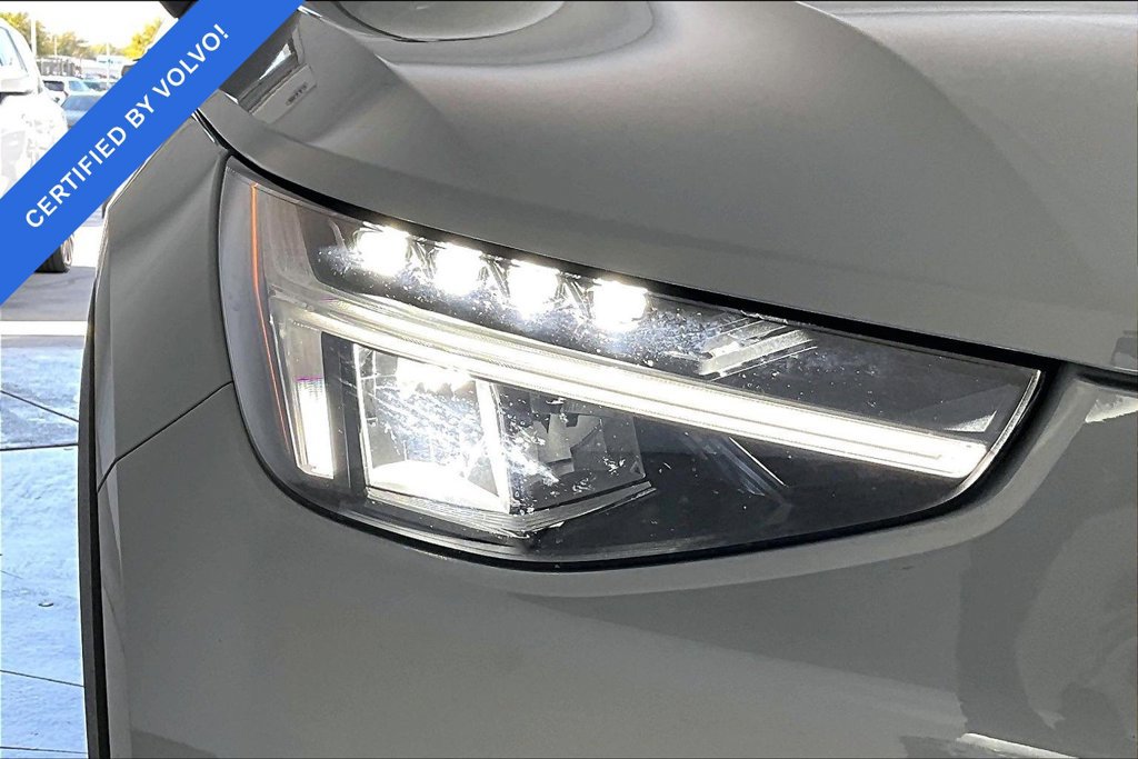 Used 2024 Volvo XC40 B5 Plus w/ Protection Package Premier AWD/4WD image 34