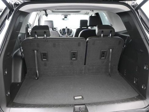 Used 2020 Chevrolet Traverse RS w/ LPO, Floor Liner Package image 15