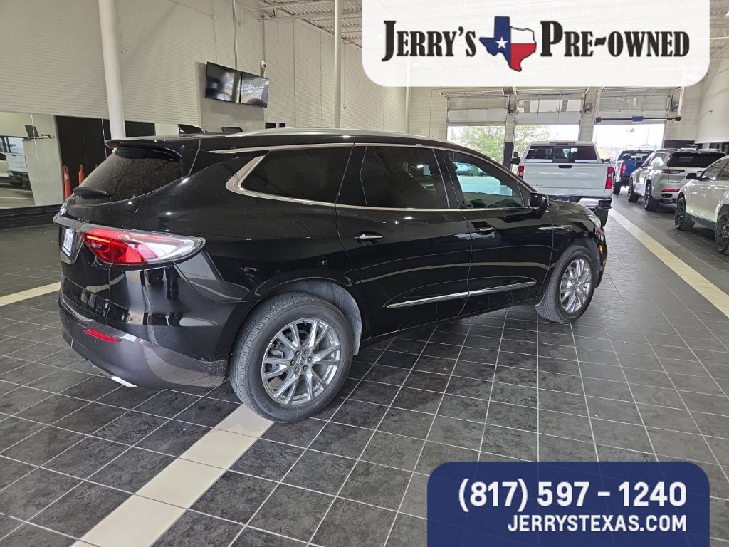 Used 2023 Buick Enclave Essence w/ Experience Buick Package FWD image 5