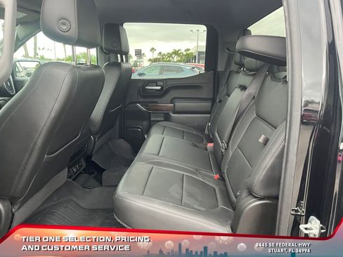 Used 2020 GMC Sierra 1500 SLT w/ X31 Off-Road Package image 10