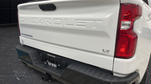 Used 2025 Chevrolet Silverado 1500 LT Trail Boss w/ Convenience Package II AWD/4WD image 38