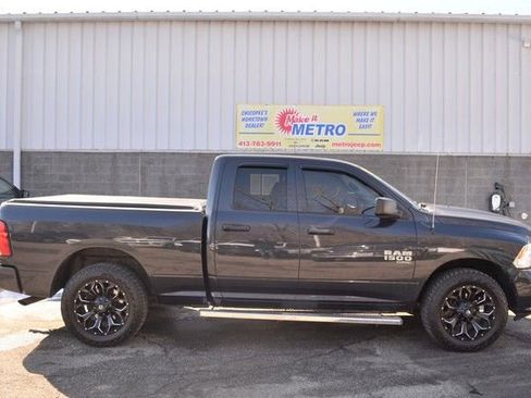 Used 2019 RAM 1500 Express image 1