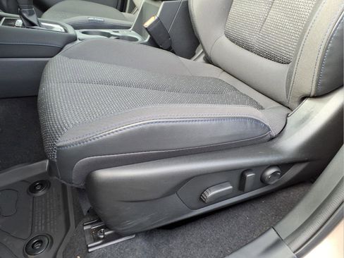 Used 2025 Subaru Forester Premium w/ Convenience Package #1 image 10