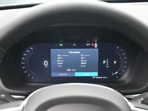 New 2026 Volvo XC60 B5 Ultra w/ Climate Package AWD/4WD image 9