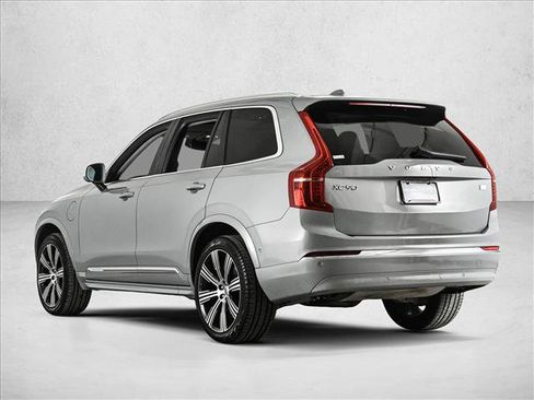 Used 2024 Volvo XC90 T8 Plus w/ Protection Package Premier image 8