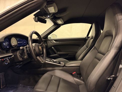 Certified 2020 Porsche 911 Carrera 4S image 5
