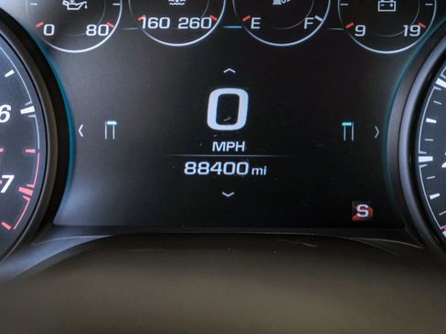 Used 2018 Chevrolet Camaro SS image 17