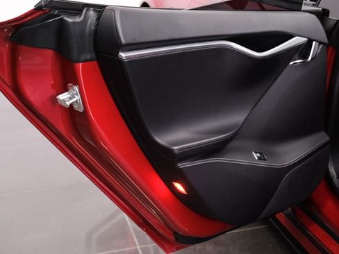 Used 2017 Tesla Model S 60 image 44