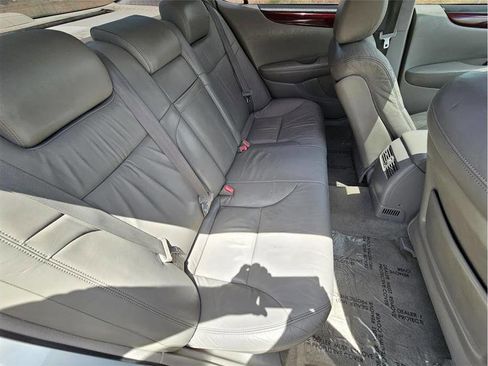 Used 2004 Lexus ES 330 FWD image 18