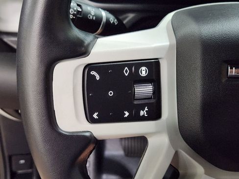 Used 2024 Land Rover Defender 130 S image 48