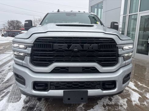New 2026 RAM 2500 Laramie w/ Night Edition AWD/4WD image 8