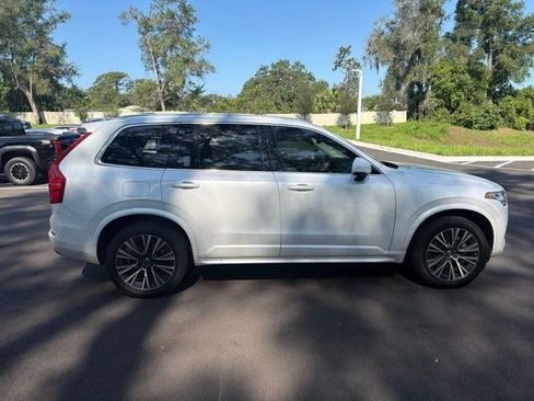 Used 2022 Volvo XC90 T5 Momentum w/ Advanced Package AWD/4WD image 8