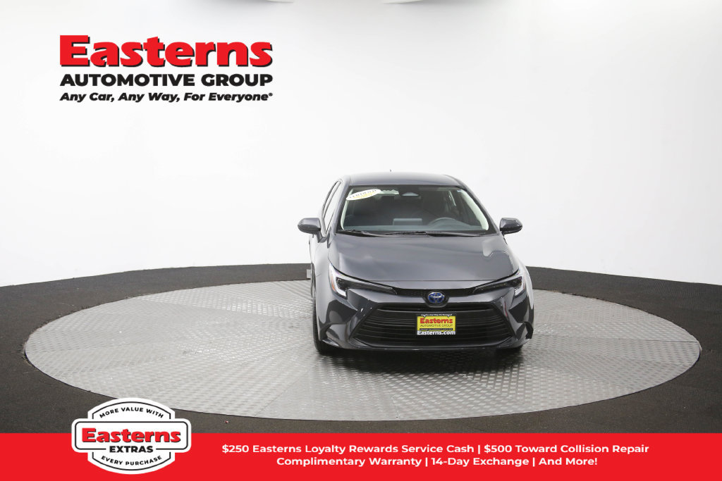 Used 2023 Toyota Corolla LE FWD image 51