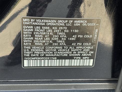 Used 2023 Volkswagen ID.4 Pro RWD image 37
