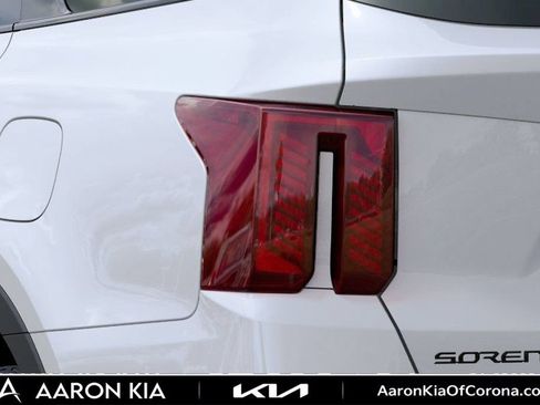 New 2026 Kia Sorento SX Prestige AWD/4WD image 13