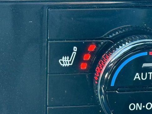 Certified 2025 Nissan Pathfinder Rock Creek image 37