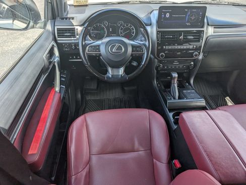 Used 2022 Lexus GX 460 Premium w/ Premium Package AWD/4WD image 11