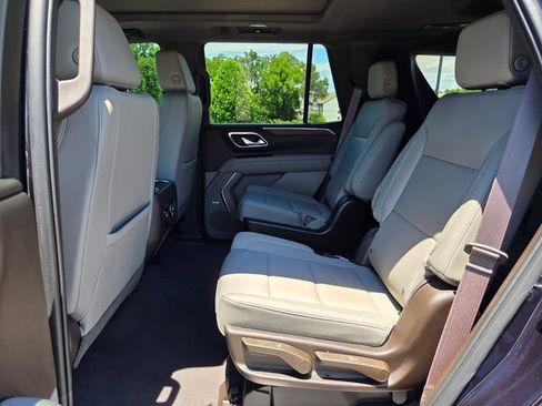 Used 2022 Chevrolet Tahoe LT w/ LT Signature Plus Package AWD/4WD image 14