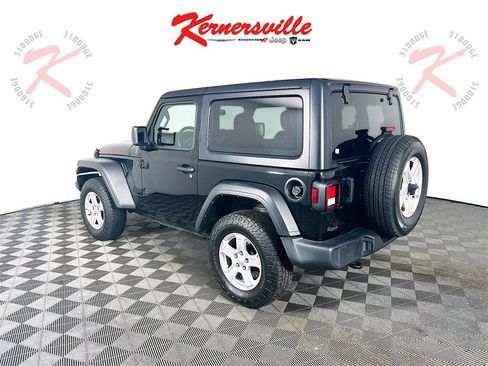 Used 2022 Jeep Wrangler Sport S image 5